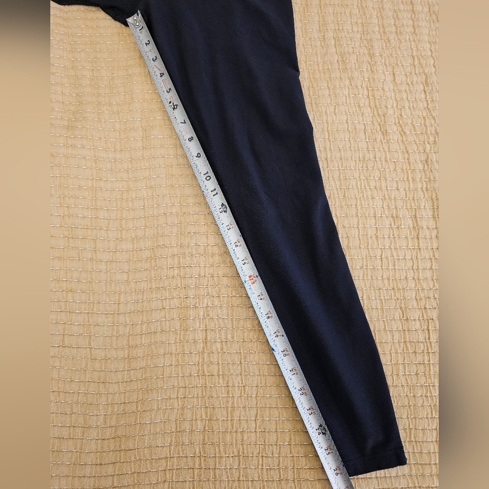 Nike Dri-Fit Legend Tight Fit Leggings Black Womens Sz Medium Athleisure - Picture 10 of 11